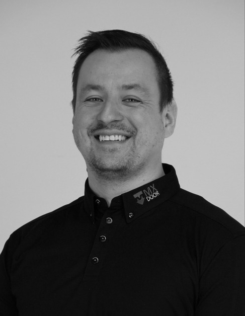Wojciech Justesen, kunderådgiver hos MX Door
